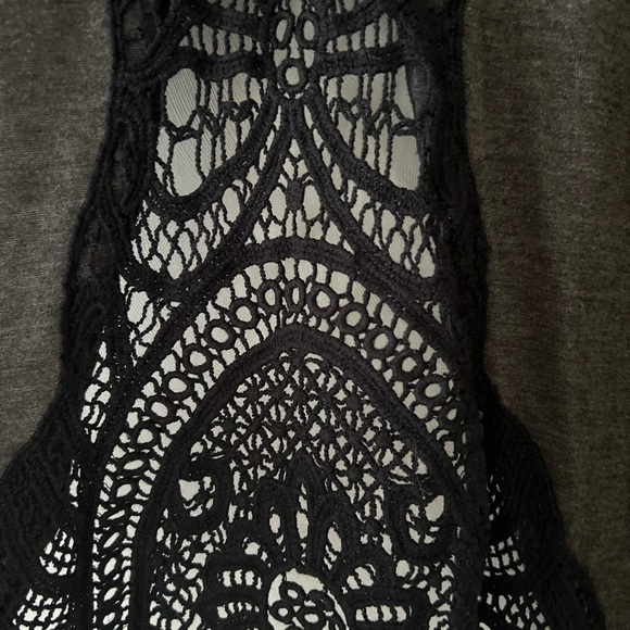 Just Be Women’s Grey Open Cardigan with Black Crochet Detail - Picture 3 of 8